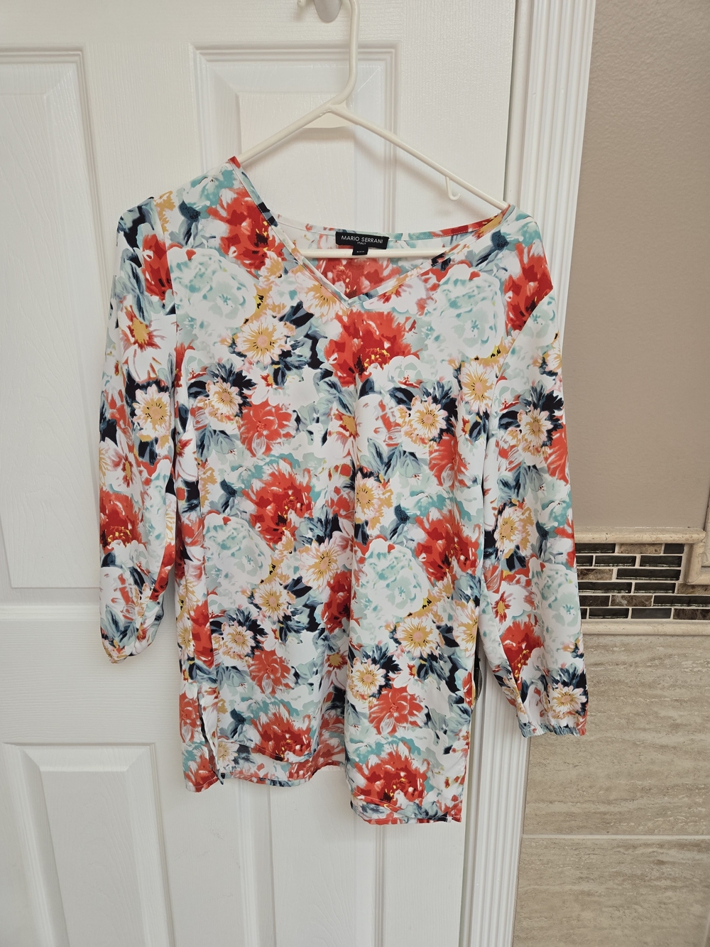 Mario Serrani Multicolor Floral V-Neck Blouse